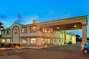 Гостиница Days Inn by Wyndham San Antonio Airport  Сан-Антонио